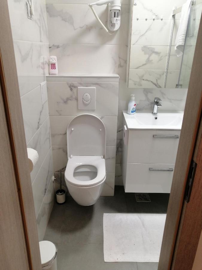 Evita Apartment Karlovac Dış mekan fotoğraf